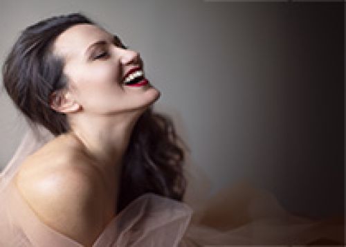 JULIE FUCHS Soprano | Un Violon sur le sable